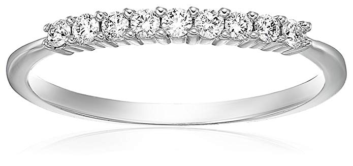 1/5 ctw Petite Diamond Wedding Band in 14K White Gold